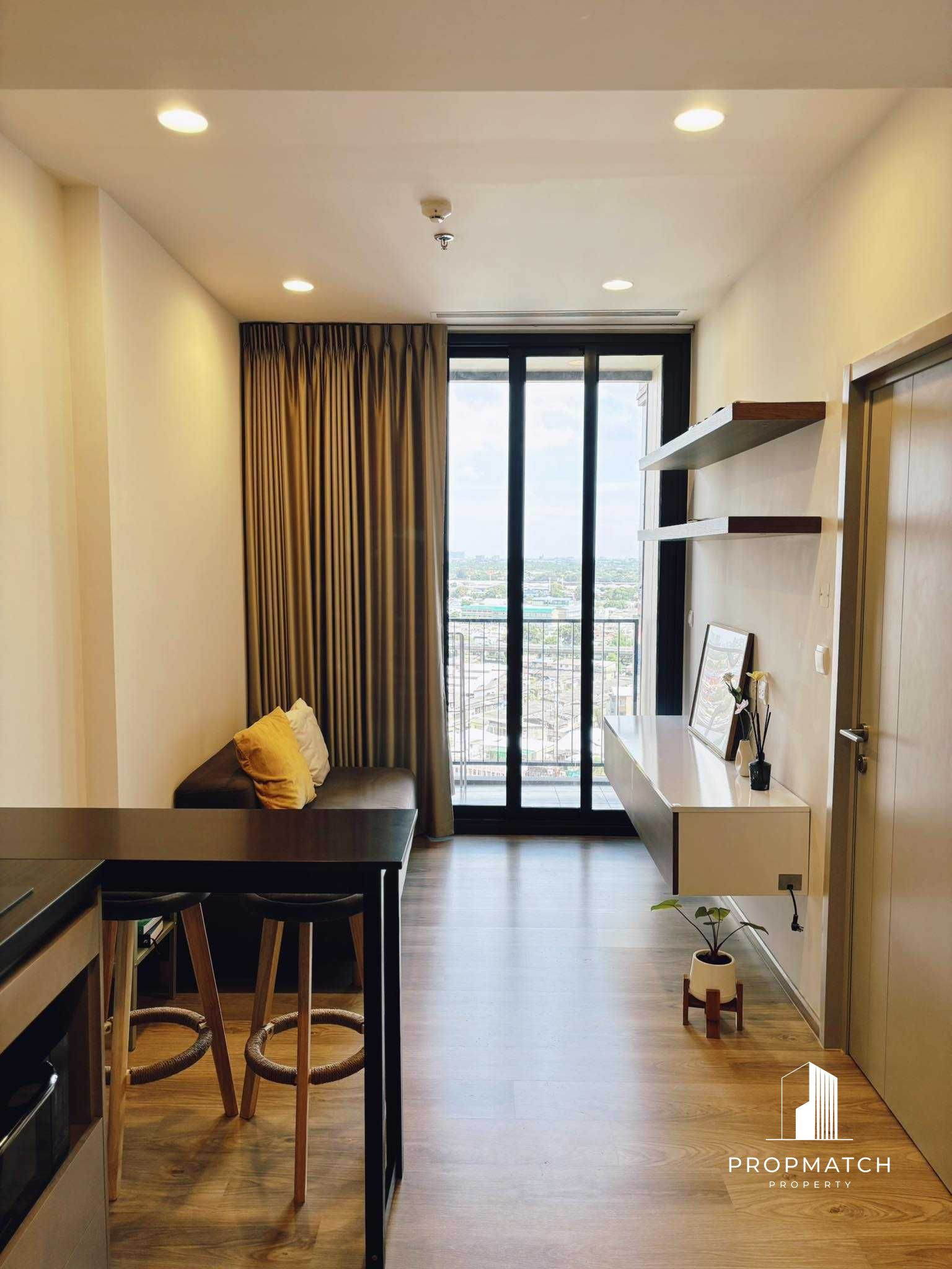 ✨Flash Deal ✨OKA HAUS Sukhumvit 36 ( 1Bed 1Bath 35SQM.) พร้อมอยู่ ! เพียง 22,000 บาทต่อเดือน Tel.0981315848@propmatch 