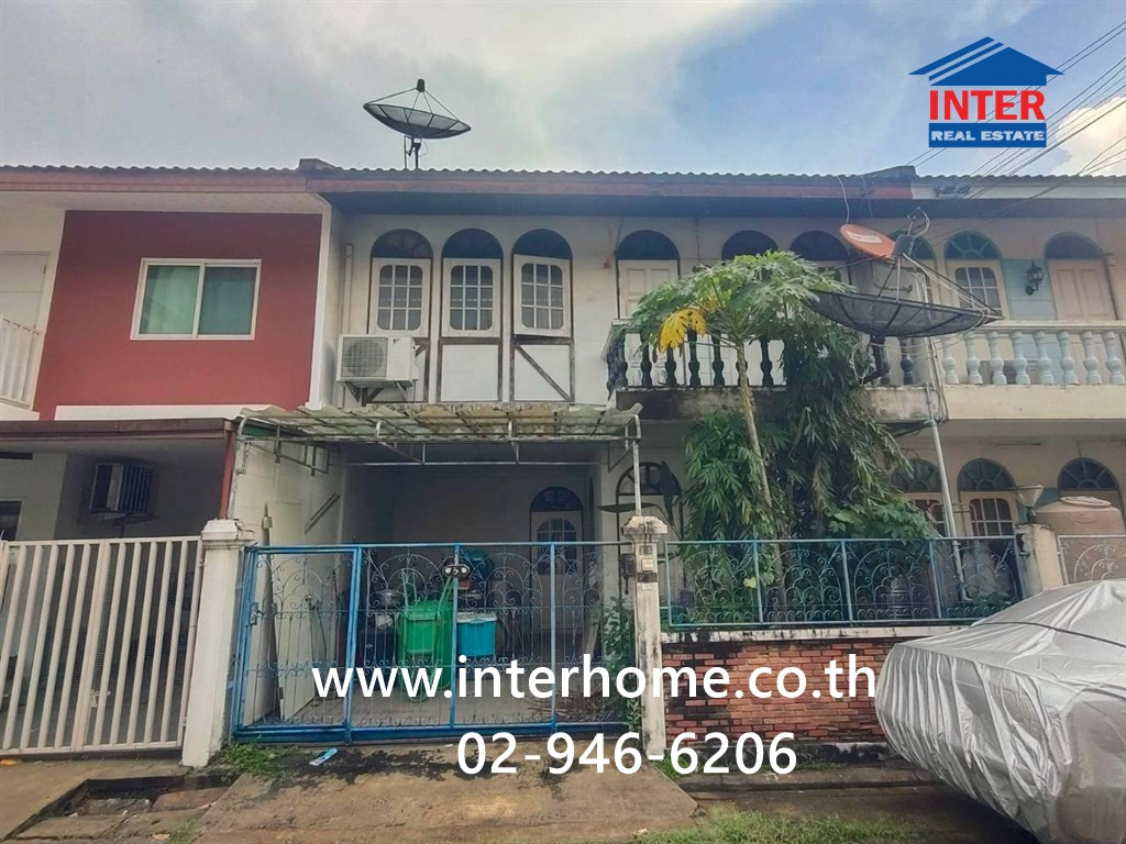 Townhouse, 2 floors, 22.5 sq m, house, good location, Kaset-Nawamin. Soi Lat Pla Khao 38 Soi Lat Pla Khao 38 Lat Pla Khao Road Prasertmanukit Road Kaset-Nawamin Road, Lat Phrao District, Bangkok