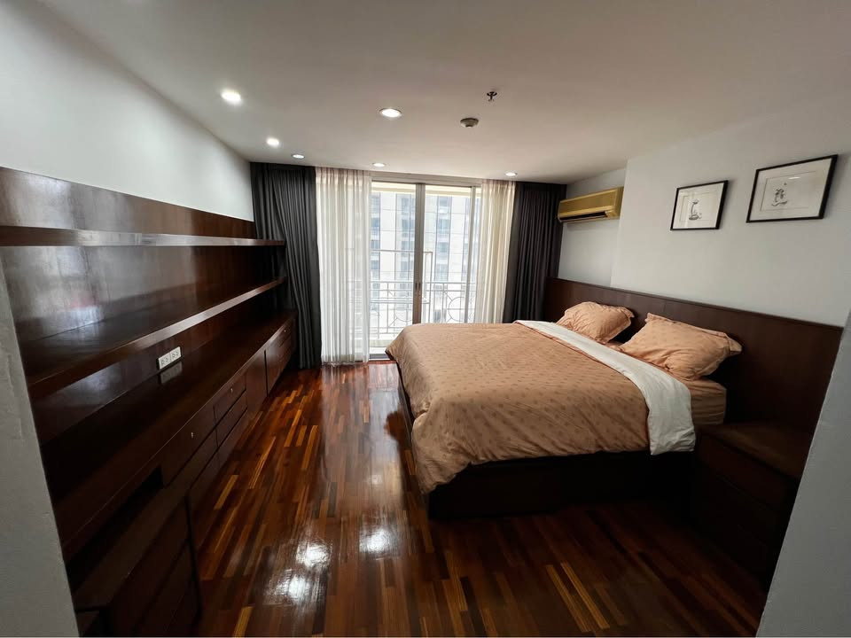 ให้เช่าคอนโด Asoke Place - 2 ห้องนอน 1 ห้องน้ำ - 81 ตร.ม. - เช่า 34,000 บาท/เดือน [JZr2610010] 