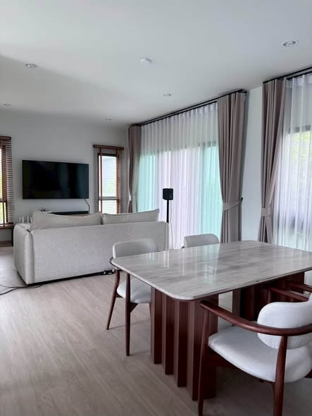 บ้านเดี่ยวให้เช่า Saransiri Ramkhamhaeng - 3 ห้องนอน – รูปที่ 2