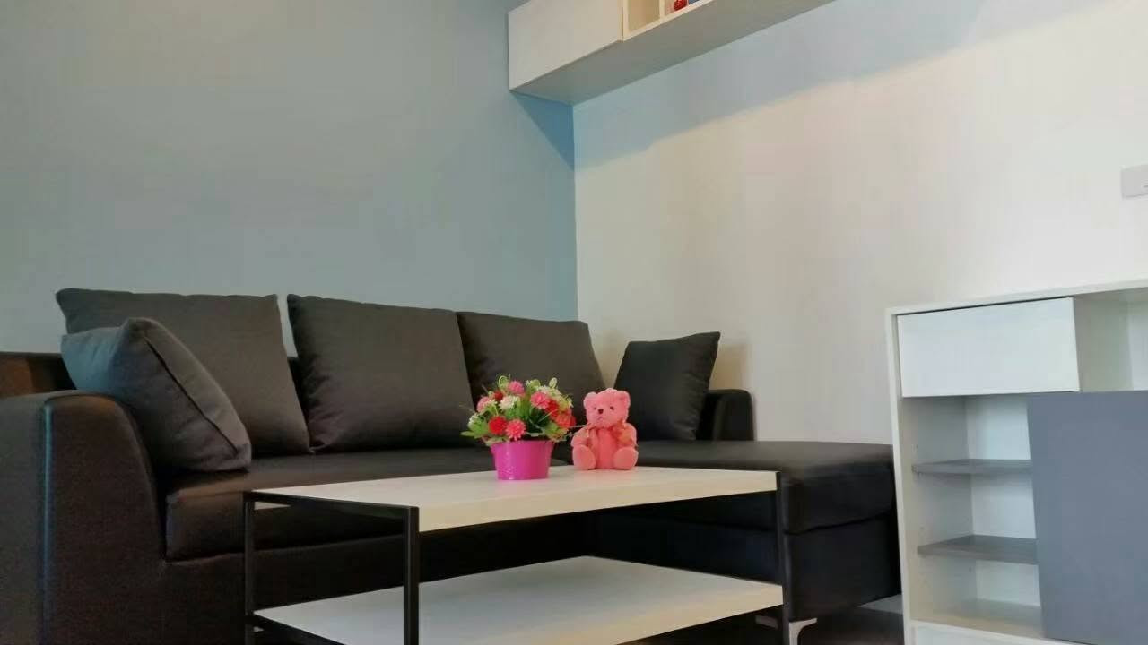 *FOR RENT* Aspire Sathorn-Tha Phra, beautiful room (with washing machine) next to BTS Talat Phlu. *FOR RENT* Aspire Sathorn-Tha Phra, beautiful room (with washing machine) next to BTS Talat Phlu.