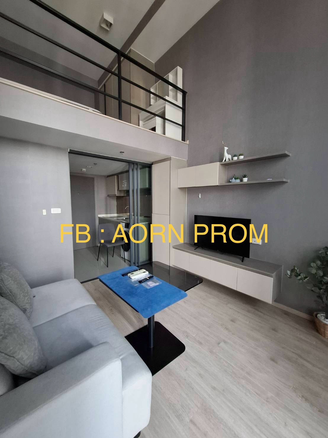 (Agent Post) Ideo Sathorn-Wongwian Yai Ideo Sathorn-Wongwian Yai has many rooms to choose from. Duplex 15,000 / One Bed 14,000 / Studio 13,000 ◆ Fully furnished