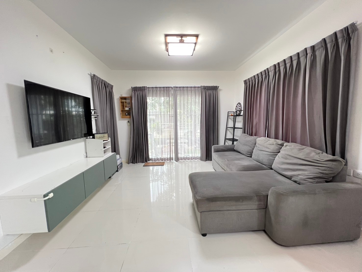 🏡 ให้เช่าบ้านเดี่ยว Villaggio บางนา | 3 ห้องนอน | เฟอร์ครบ | พร้อมเข้าอยู่ ⭐  | บ้านสวย สะอาด เฟอร์นิเจอร์ครบ (หลังริมกำแพง)พร้อมเข้าอยู่ทันที 💰 ค่าเช่า 25,000 บาท/เดือน  💵 หรือขายที่ 4.89 ล้านบาท บ้านเดี่ยว 2 ชั้น ในโครงการ Villaggio – รูปที่ 2