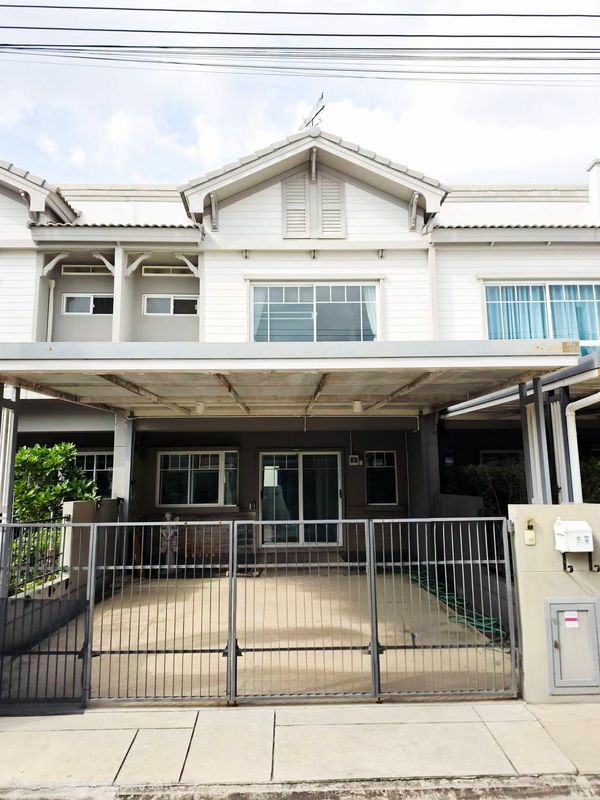 22.8ตรว 3นอน3น้ำ ทาวน์โฮม 2 ชั้น Villaggio ศรีนครินทร์ บางนา 