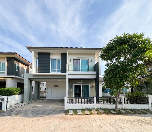 Single house for sale, Centro Pracha Uthit 90, 4 bedrooms, 175 sq m.
