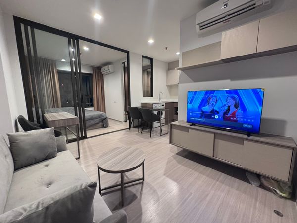 Life Sathorn Sierra ห้องใหม่ เพิ่งซื้อ เฟอนิเจ้อครบ ปล่อยเช่าครั้งแรก ห้องสวยมาก ใกล้ bts ตลาดพลู สอบถามได้ครับ