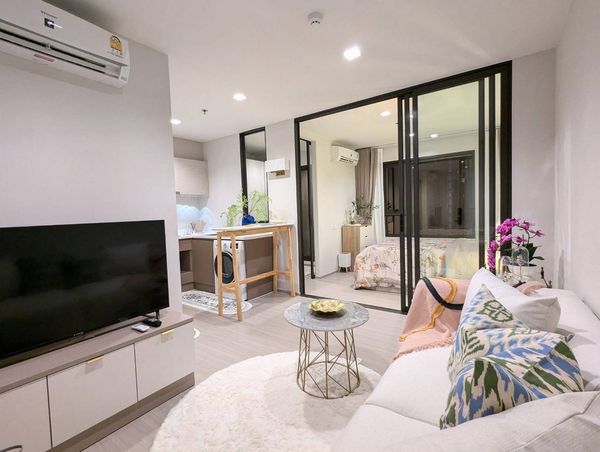 ห้องสวยมาก วิวสระ Life Sathorn Sierra ใกล้ bts ตลาดพลู ราคาพิเศษสุดๆ สอบถามได้เลยนะครับ