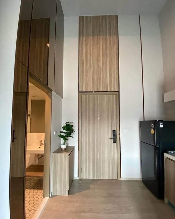 Loft 1+1 Bedroom for rent, next to BTS ✨ Special rent, 3–6 month lease contract: 27,000 baht/month, 1 year lease contract: 25,000 baht/month.