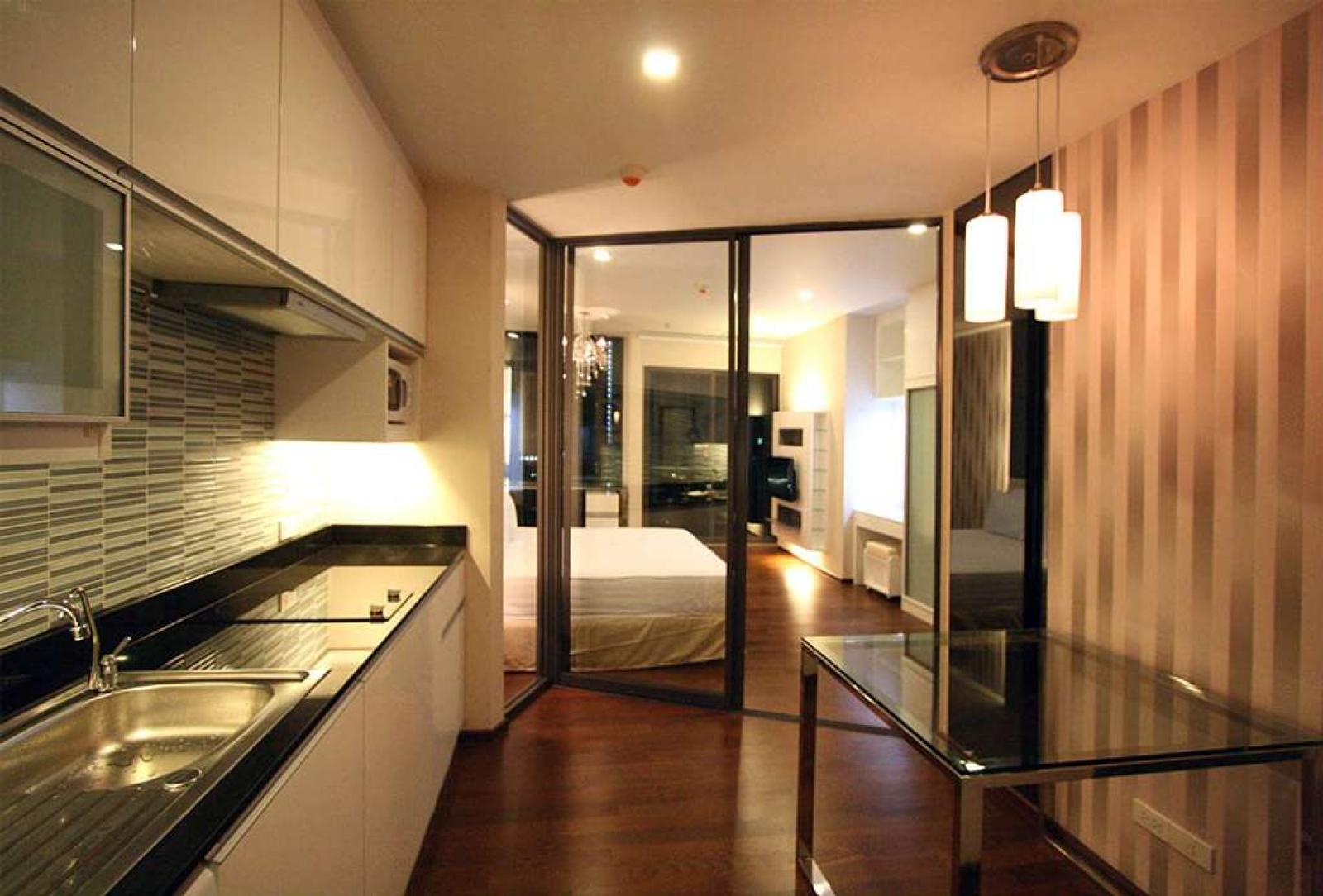 Noble Remix Sukhumvit 36 / 1 Bedroom (SALE WITH TENANT), โนเบิล รีมิกซ์ สุขุมวิท 36 / 1 ห้องนอน (ขายพร้อมผู้เช่า) AA674