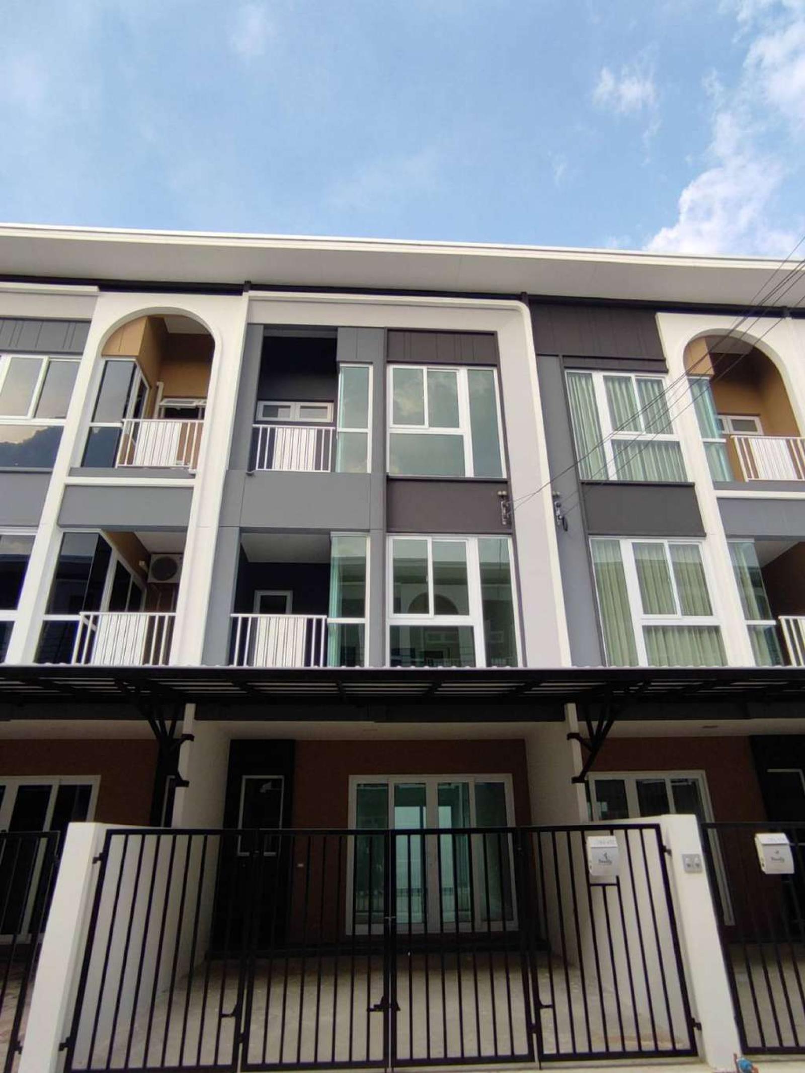Blessity Park Srinakarin - Theparak / 3 Bedrooms (FOR SALE) DA290