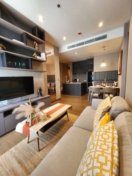 BEST PRICE! 2 bedrooms, 2 bathrooms, 70 sq m. Super Luxury level, next to BTS Surasak 0 meters! Shocking price only 14.5M! / BEST PRICE! 2 Beds 2 Baths 70 sq.m. Super Prime Sathorn, 0 m. To BTS Surasak, Unbeatable 14.5MB! The Diplomat Sathorn * Tel: 092-4 BEST PRICE! 2 bedrooms, 2 bathrooms, 70 sq m. Super Luxury level, next to BTS Surasak 0 meters! Shocking price only 14.5M! / BEST PRICE! 2 Beds 2 Baths 70 sq.m. Super Prime Sathorn, 0 m. To BTS Surasak, Unbeatable 14.5MB! The Diplomat Sathorn * Tel: 092-4