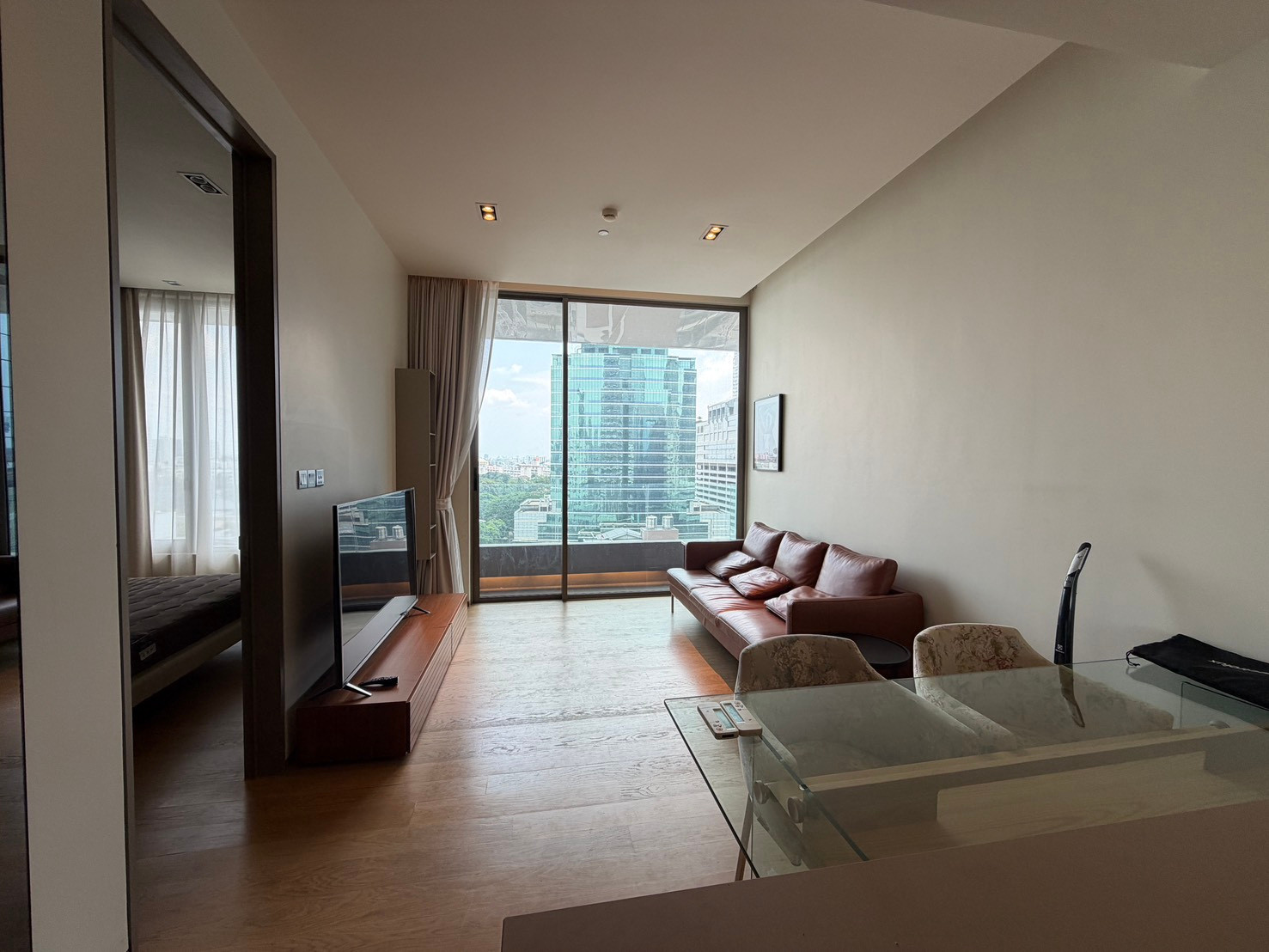 ให้เช่า 1 ห้องนอน โครงการศาลาแดง วัน พร้อมเข้าอยู่ ทำเลเดินทางสะดวก – รูปที่ 2