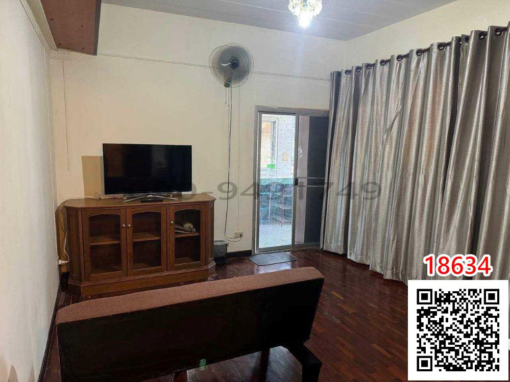 Condo for sale, Metro Place, 2 bedrooms, 5th floor, good location, convenient travel, near MRT Samyan.