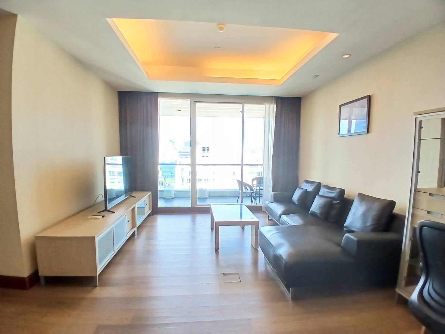 3 bedrooms, 2 bathrooms, for rent, fully furnished, ready to move in. Complete electrical appliances 3 bedrooms, 2 bathrooms, for rent, fully furnished, ready to move in. Complete electrical appliances