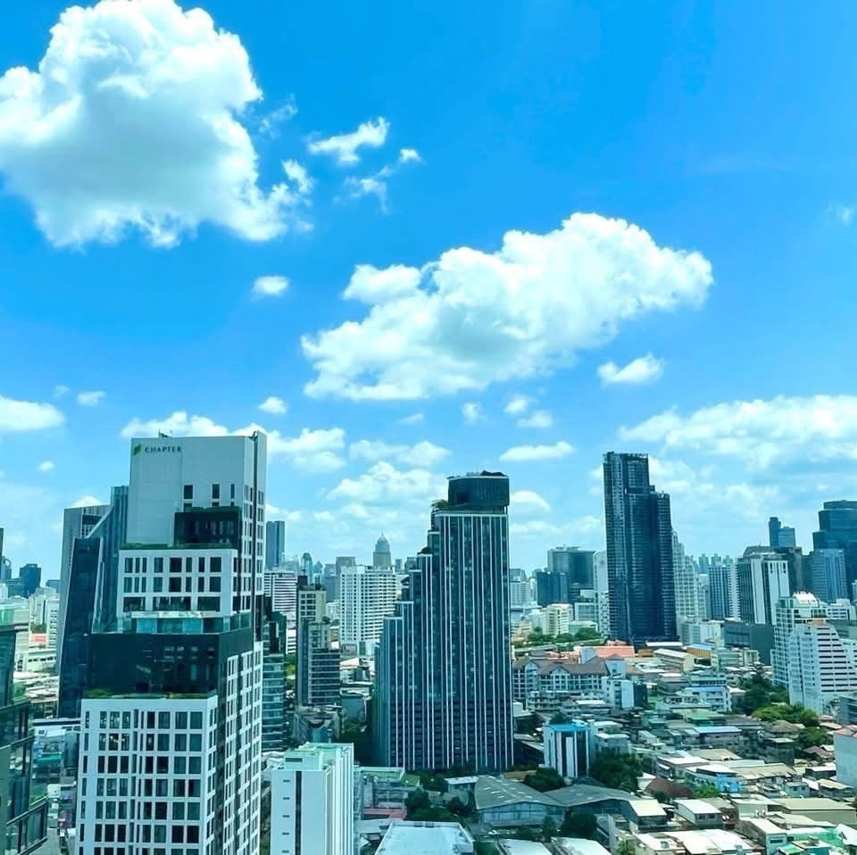 Supalai Premier Si Phraya-Samyan (ศุภาลัย พรีเมียร์ สี่พระยา-สามย่าน)✨ | Spacious room with fully equipped relaxation areas! (including a washer-dryer)|🔥 Rental price: 25,000 Baht / month 💸🔥 – รูปที่ 2