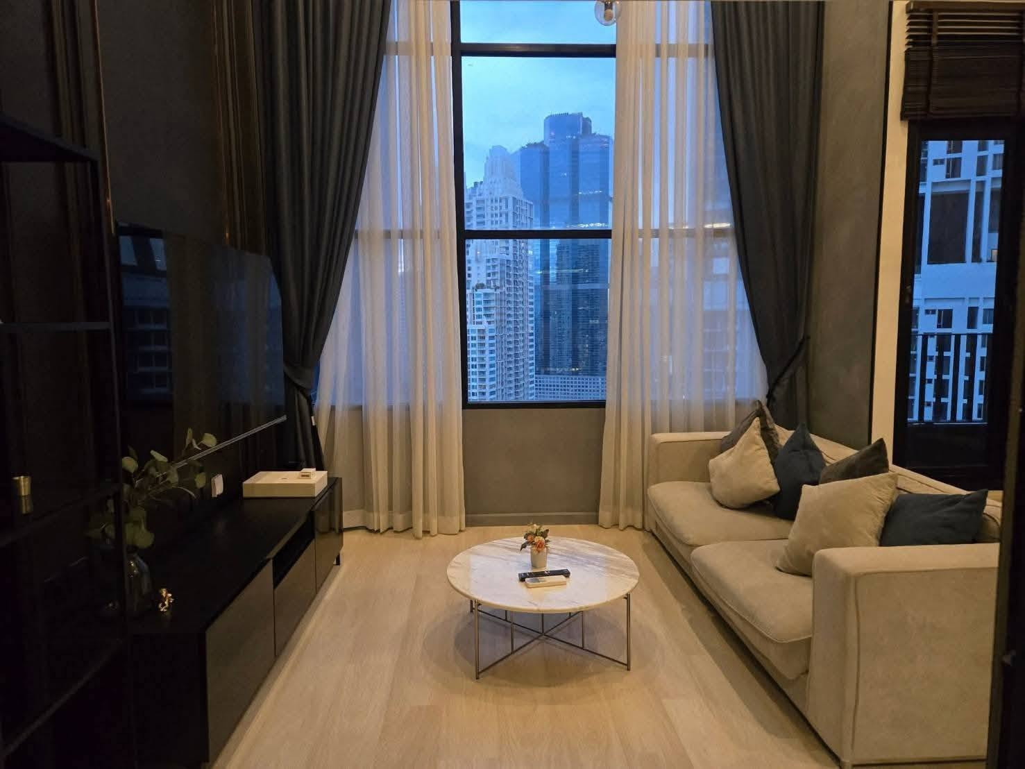 ขายหรือให้เช่า KnightsBridge Prime Sathorn ห้องพักสไตล์ Duplex Loft สุดหรู ใจกลางย่านธุรกิจ (CBD) กรุงเทพฯ
