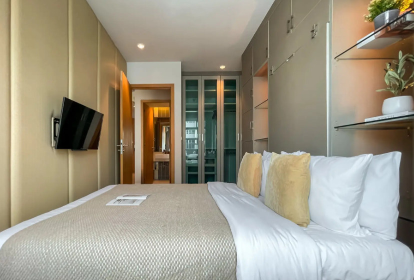 For rent: Circle Condominium Asoke, 26th floor, size 26 sq m, price 35,000 baht/month, with work space. For rent: Circle Condominium Asoke, 26th floor, size 26 sq m, price 35,000 baht/month, with work space.