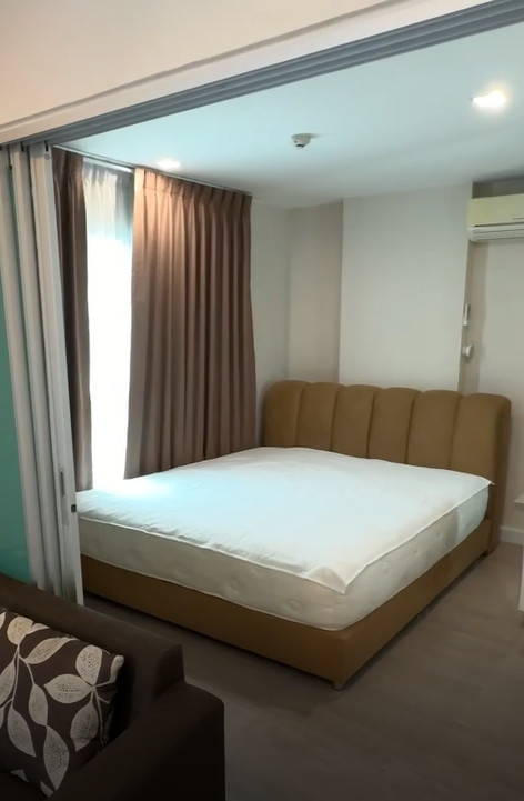 P-102801 • Metro Luxe Paholyothin - Sutthisan • Functional 1-Bedroom Unit Near BTS Saphan Khwai 2.79 MB | Line Id: @easycondoplus | 099-229-6397