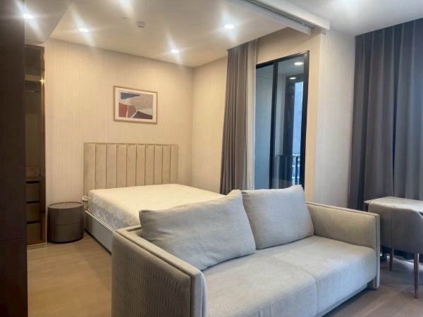 BEST PRICE! 1 bedroom, 35 sq m, open city view, not blocking the block. Khai Yolk location opposite Chula, next to MRT Sam Yan, only 25k! / BEST PRICE! Clear Unblocked View 1 Bed 35 sq.m. Prime Chula-Silom, Opposite Chula Univ., Steps to MRT Sam Yan 25k! 