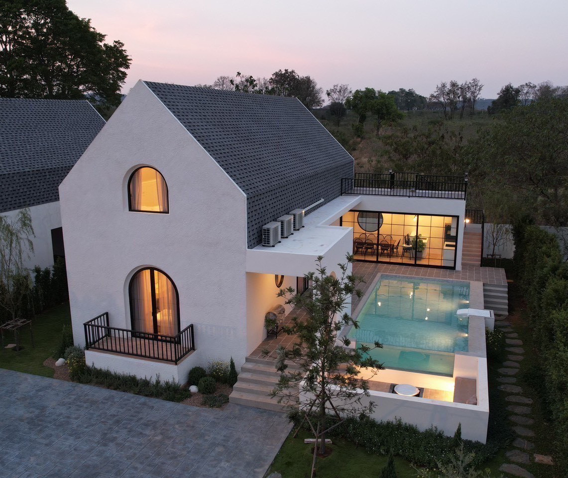 Private pool villa Khao Yai 7.9 million, immediate discount 690,000 baht. Private pool villa Khao Yai 7.9 million, immediate discount 690,000 baht.