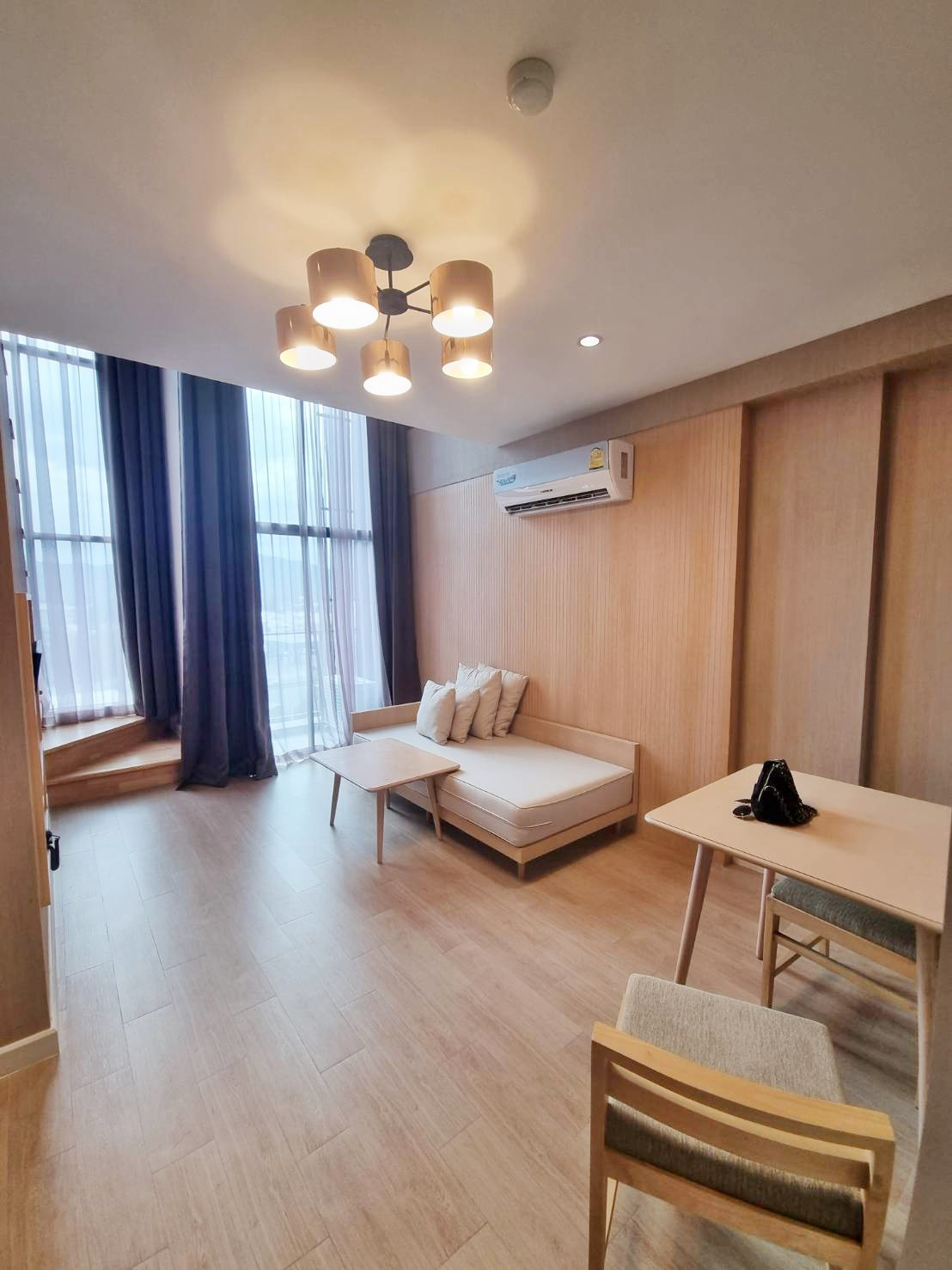 🏢 ขายคอนโดหัวหิน ห้องสวย พร้อมผู้เช่าระยะยาว รับรายได้ทันที! 💰 ราคาขายเพียง 2.70 ล้านบาท ต่อรองได้เล็กน้อย