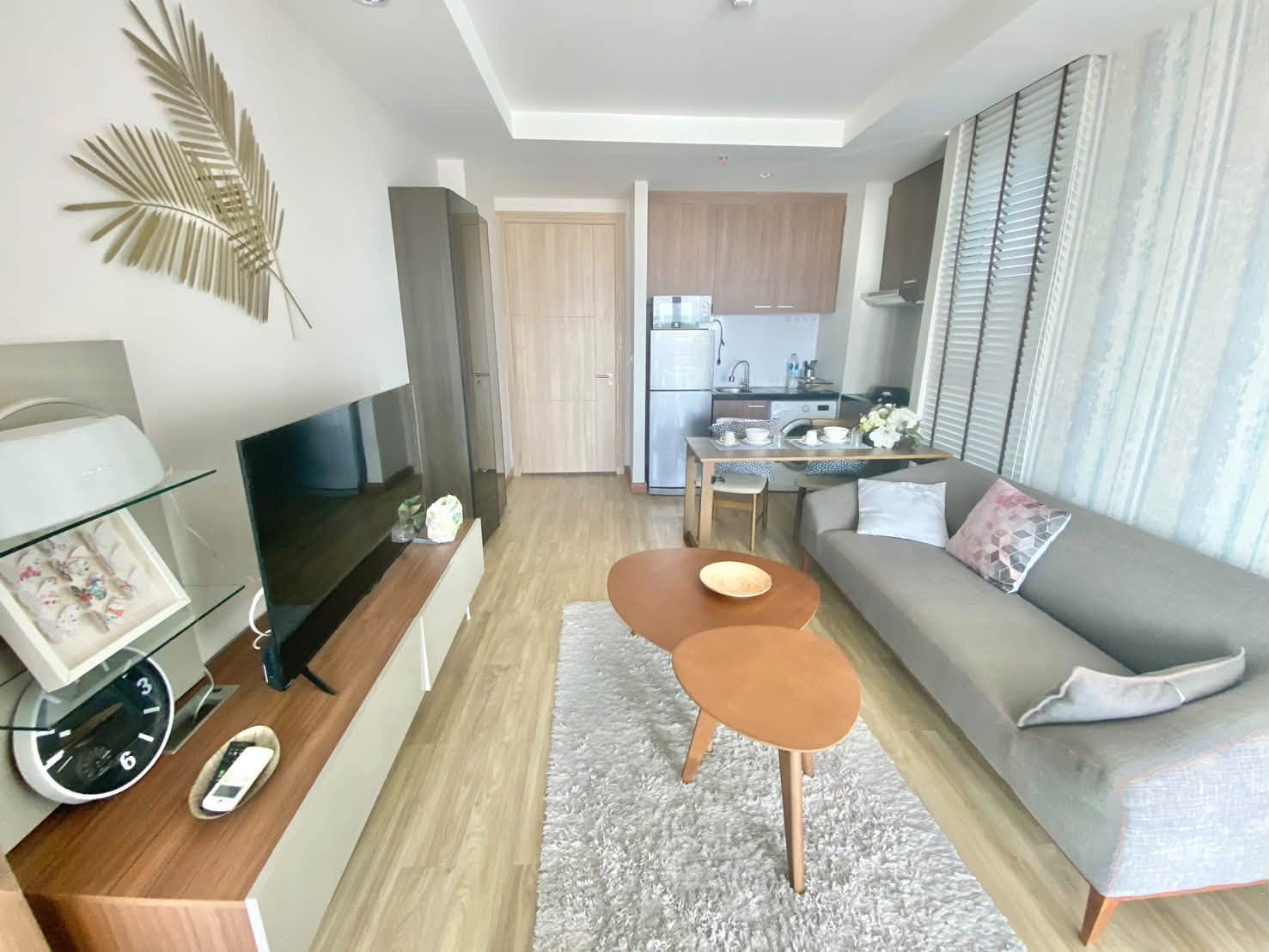 ให้เช่า Ladda Plus Condo ศรีราชา ชั้น 9 วิวทะเลเกาะลอย เฟอร์/ไฟฟ้าครบ – รูปที่ 2