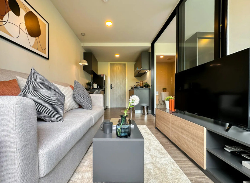 For rent FLEXI Sathon–Charoen Nakhon Phase 1, 2nd floor, size 32 sq m., near BTS Krung Thon Buri.