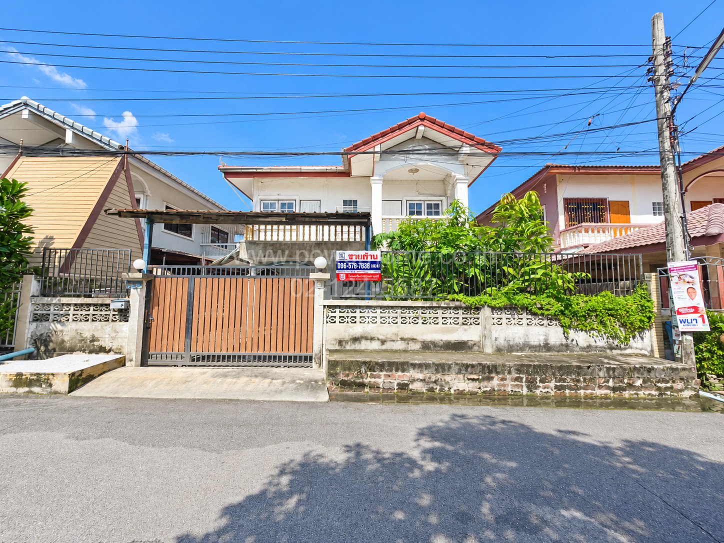 บ้านเดี่ยว 2 ชั้น หมู่บ้านบูรพาวิลล่า 12 ทำเลดี ใกล้ตลาดโอโซนวัน ดอนเมือง