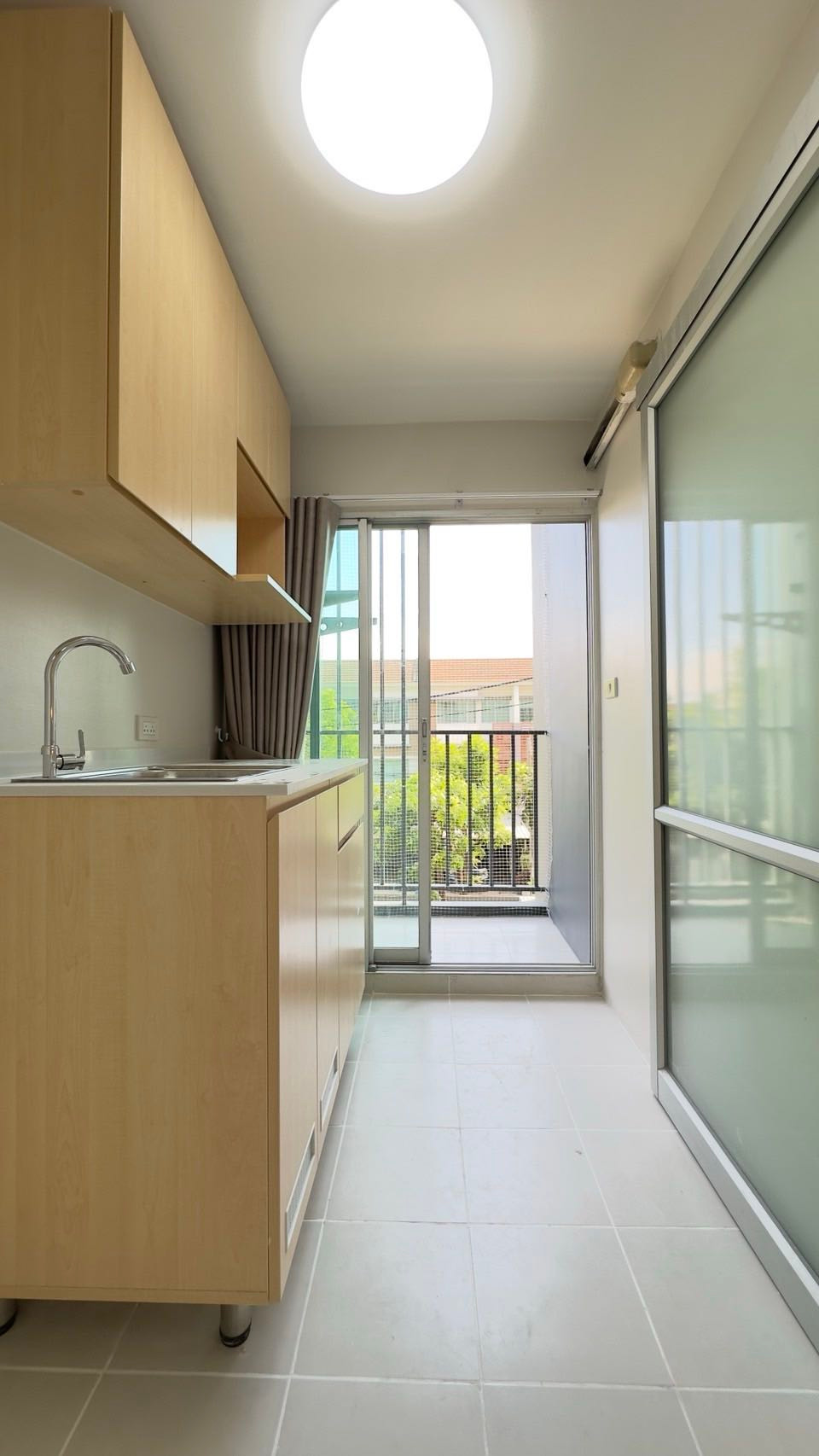 📣Better value than renting 🏢 D Condo Onnut–Suvarnabhumi  Condo in Lat Krabang area, near the airport ✈️ Its convenient to buy and live in yourself. Invest and rent it out for Passive Income ❤️❤️