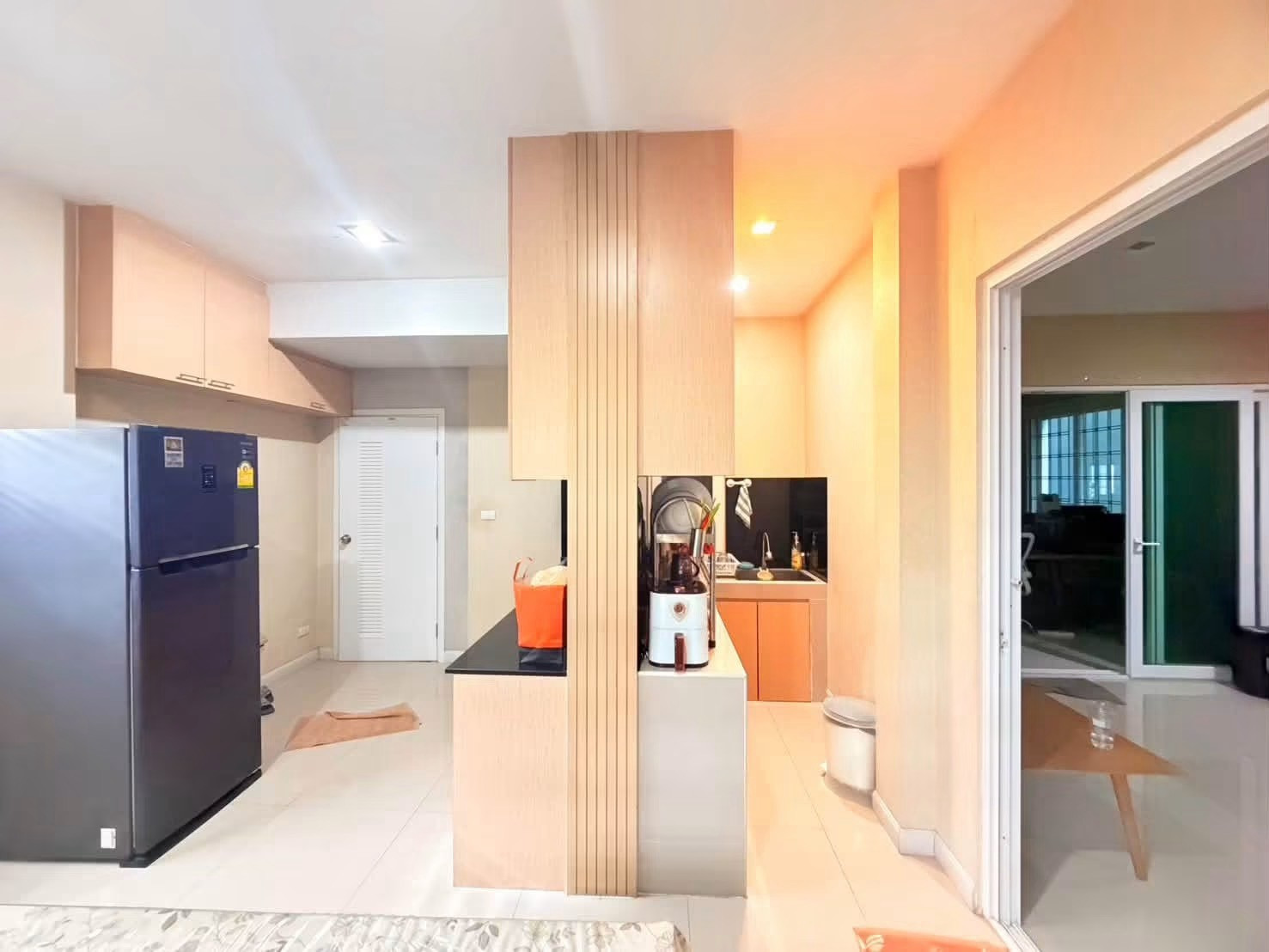 🏢 ให้เช่า Home Office 3 ชั้น หลังริม | Feel Town ลาดพร้าว 35 3 ห้องนอน 5 ห้องน้ำ พื้นที่กว้าง 270 ตร.ม. จอดรถได้ 3 คัน เหมาะสำหรับธุรกิจและสำนักงานยุคใหม่  💰 ค่าเช่า 50,000 บาท/เดือน – รูปที่ 3