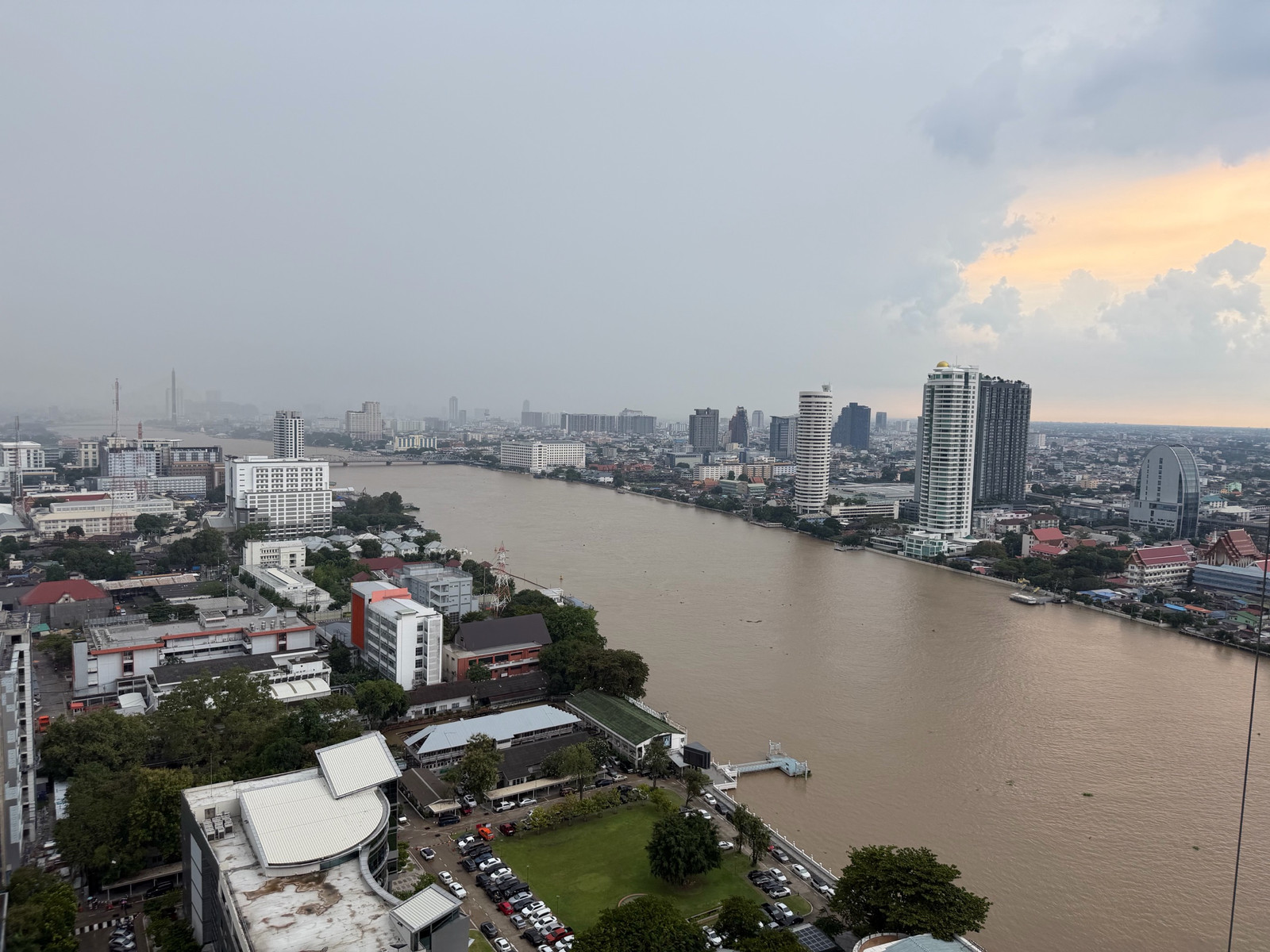 3Bed 3baht middle Floor South direction 0946503223 – รูปที่ 3