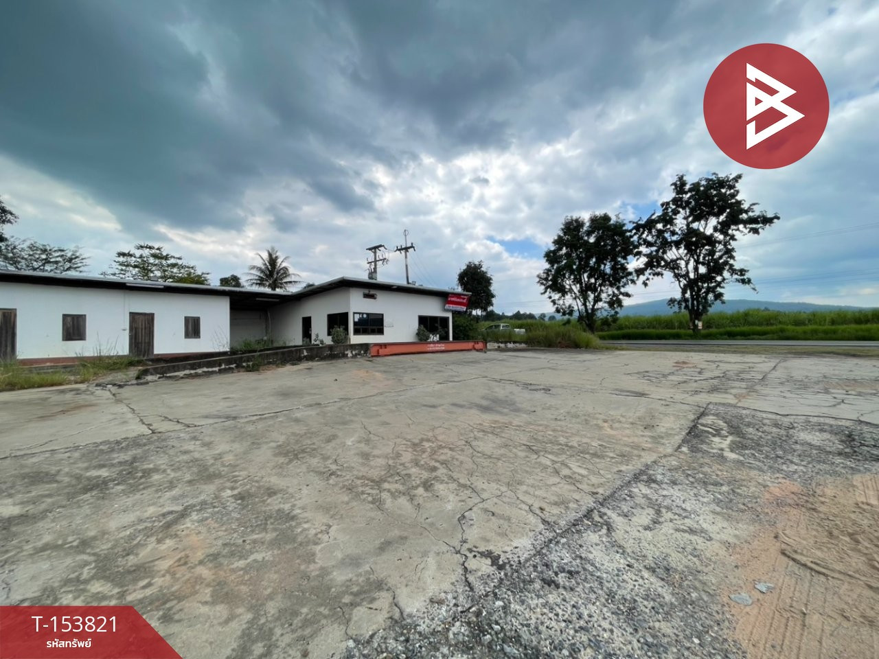 Land for sale with buildings, area 4 rai, Manjakiri District, Khon Kaen Province, good location near the road 2013. – รูปที่ 3