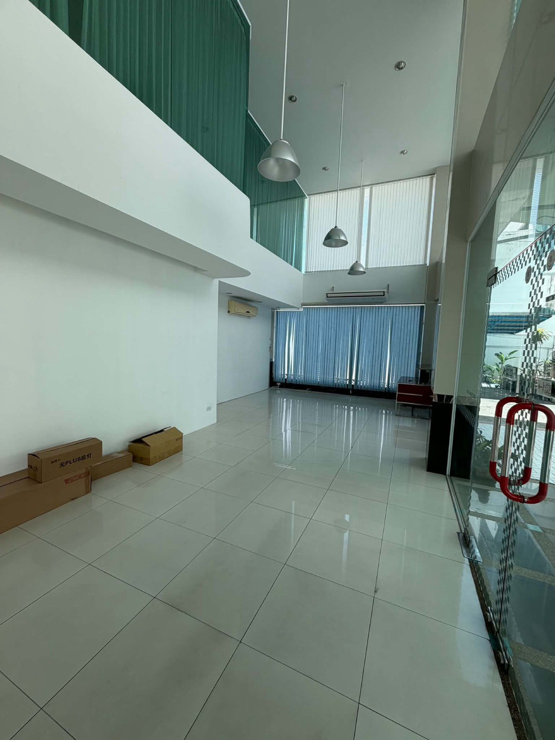 🔥🔥Code 30810🔥🔥 ┏━━━━━━🔰🔰🔰━━━━━━┓ Office space with warehouse for rent [Charoen Nakhon 34] 🌐LINE ID : @fastforrentcondo – รูปที่ 3