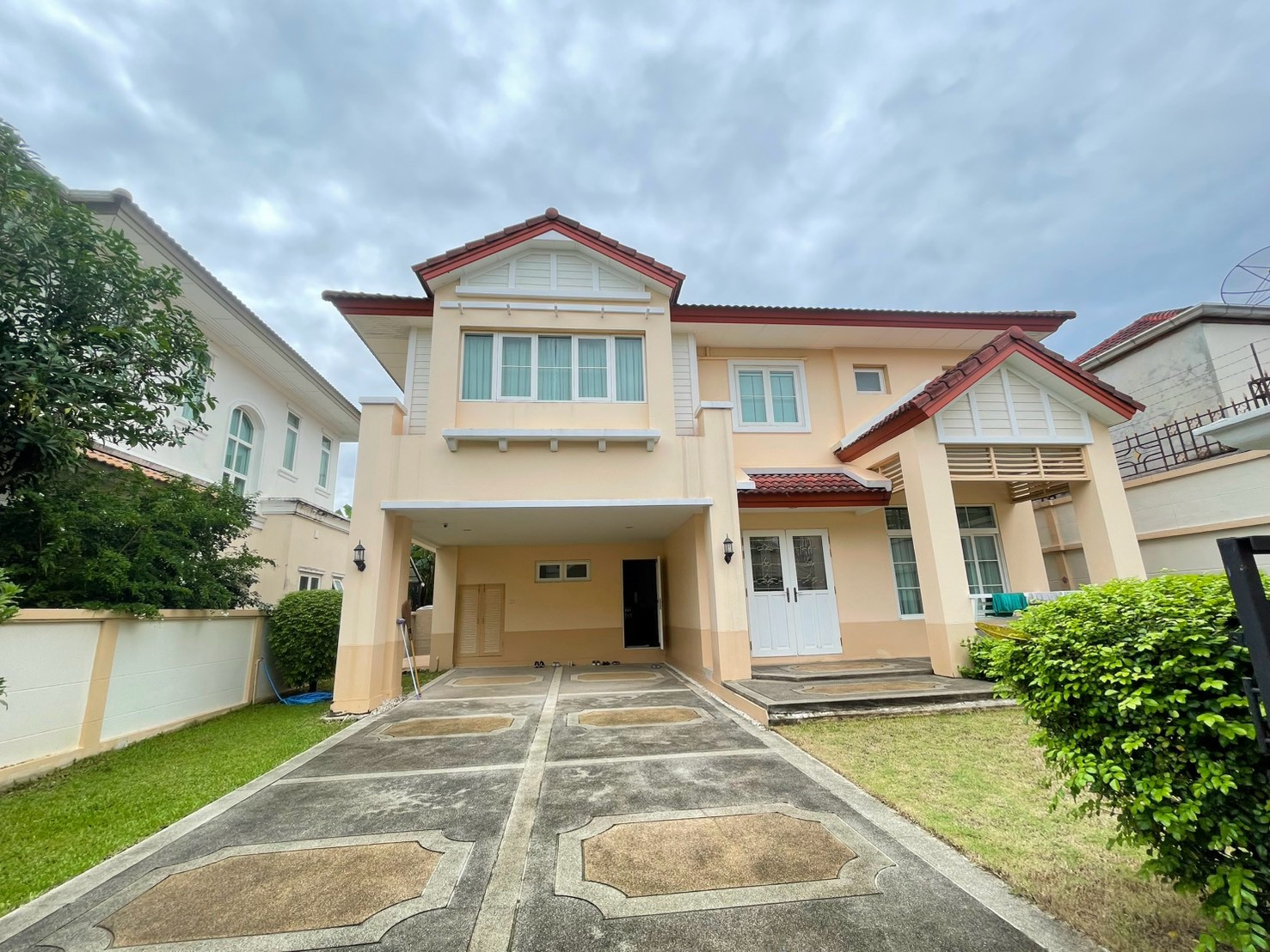 ขายบ้านเดี่ยว หมู่บ้านราชพฤกษ์ ประเวศ | ถนนเฉลิมพระเกียรติ ร.9 ขายบ้านเดี่ยว หมู่บ้านราชพฤกษ์ ประเวศ | ถนนเฉลิมพระเกียรติ ร.9