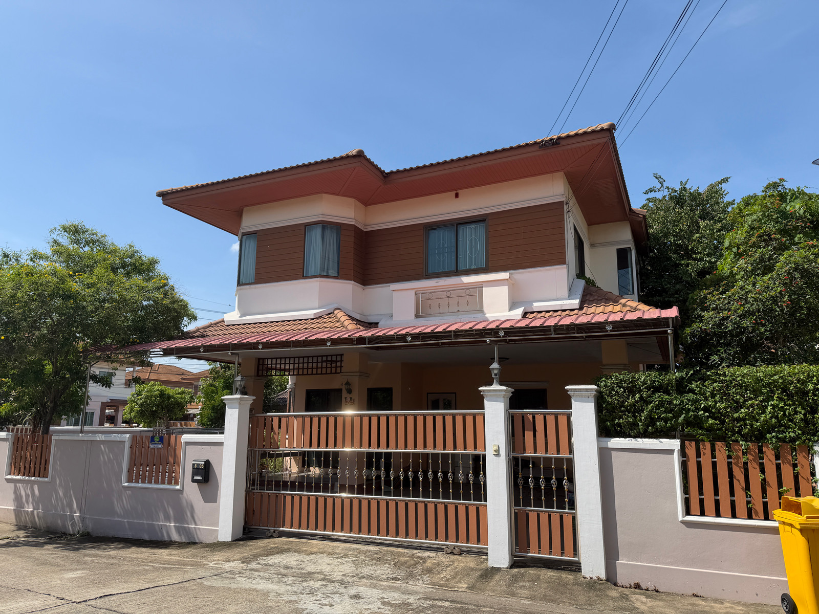ขายบ้านเดี่ยว 2 ชั้น หลังมุม ทำเลดี เดินทางสะดวก สภาพพร้อมเข้าอยู่ โครงการ: หมู่บ้านเฟื่องสุข 4 ซอย 35  – รูปที่ 2