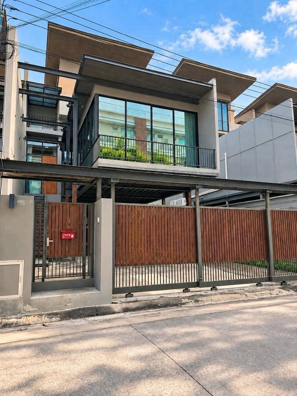 Home Office for rent: THE PENTAS Ratchada-Rama 9 Luxury🔥🍃✨ 