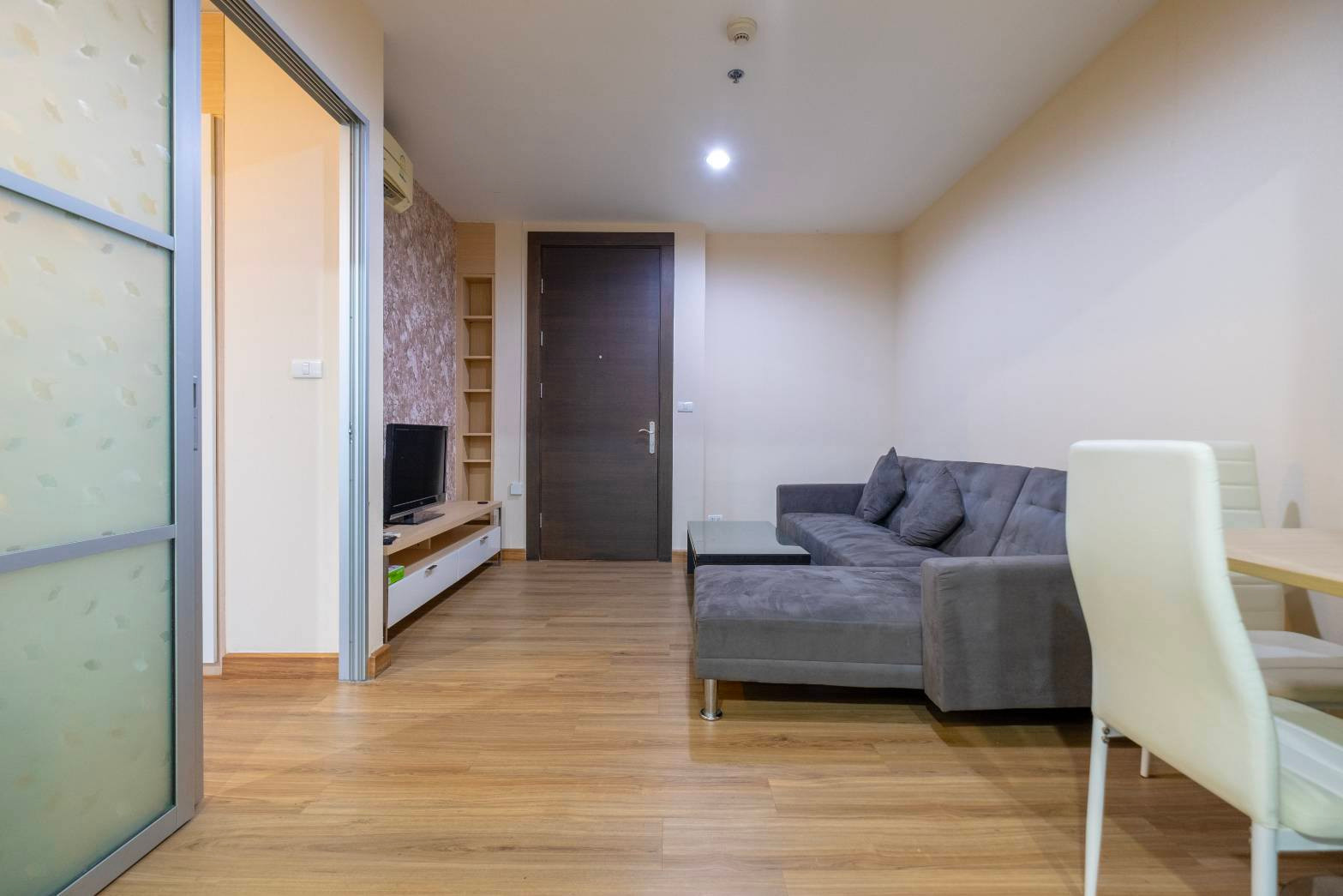 📍✨ RHYTHM Ratchada-Huaikwang | For Rent 🏡✨ Modern condominium in the Ratchada–Huai Khwang area, offering convenient city living with easy access to MRT, shopping malls, restaurants, and lifestyle destinations. 🌆🚇 – รูปที่ 4