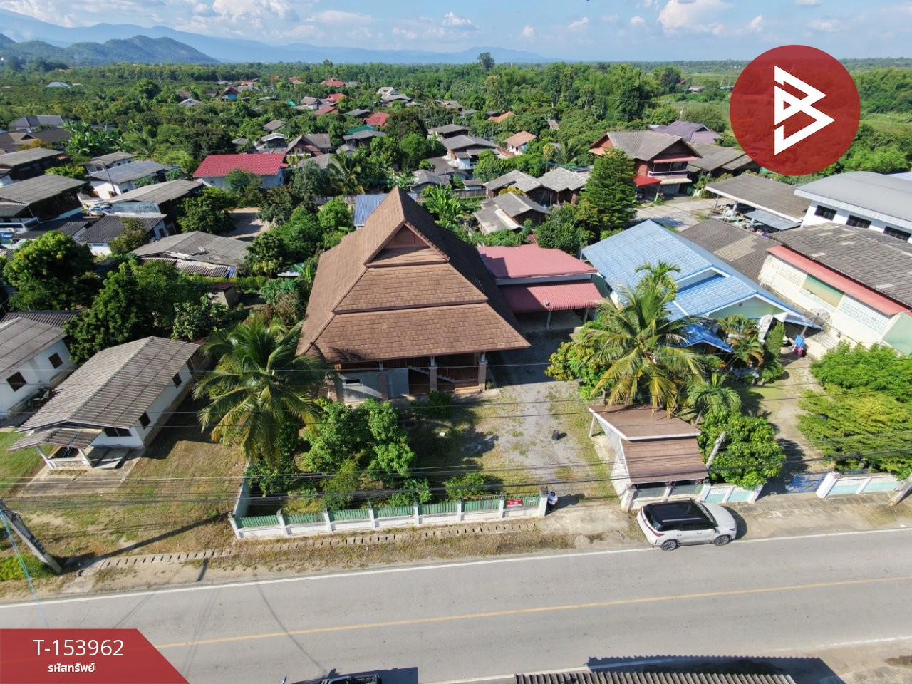 ขายบ้านเดี่ยวติดถนน เนื้อที่ 2 งาน 14 ตร.วา จอมทอง เชียงใหม่ 
