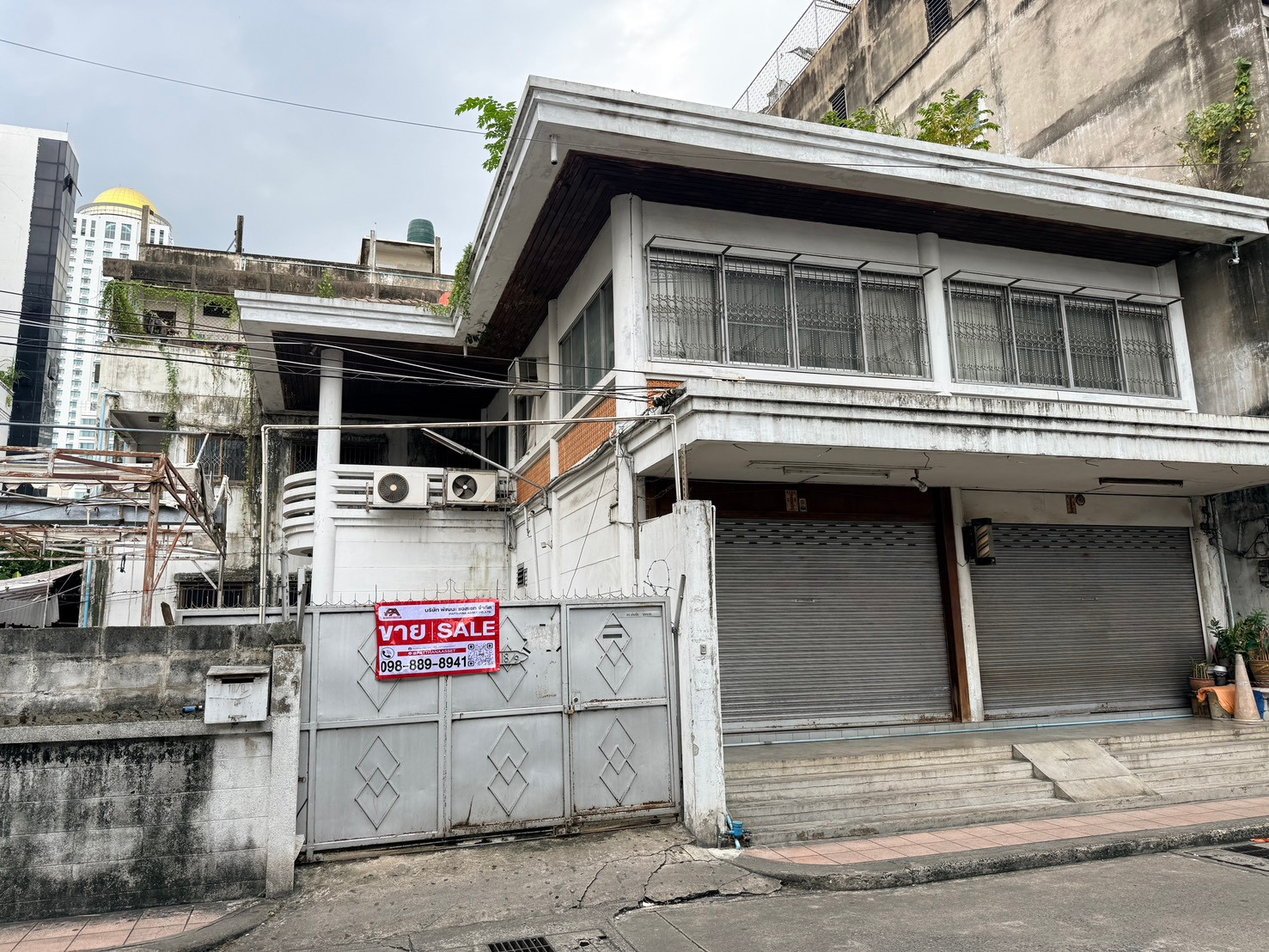 Land for sale, 163 sq m, Pratunam area, near Airport-link Ratchaprarop, suitable for a Hostel Apartment. Land for sale, 163 sq m, Pratunam area, near Airport-link Ratchaprarop, suitable for a Hostel Apartment.