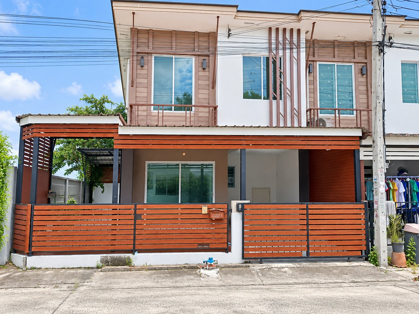 🏡 2-story townhouse with complete functions in a budget of 2.35 million baht!  Baan Pruksa Prime (Watcharaphon-Saimai 56)