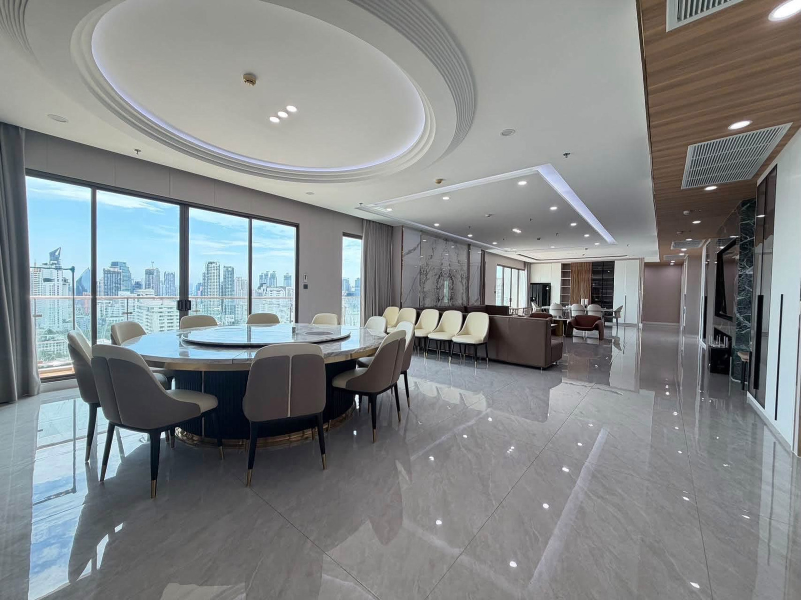 🔥Sale at Supalai Oriental Sukhumvit 39 🔥4BR 4BR 🔥58,000,000M 🔥365sqm. Floor26 🔥Sale at Supalai Oriental Sukhumvit 39 🔥4BR 4BR 🔥58,000,000M 🔥365sqm. Floor26