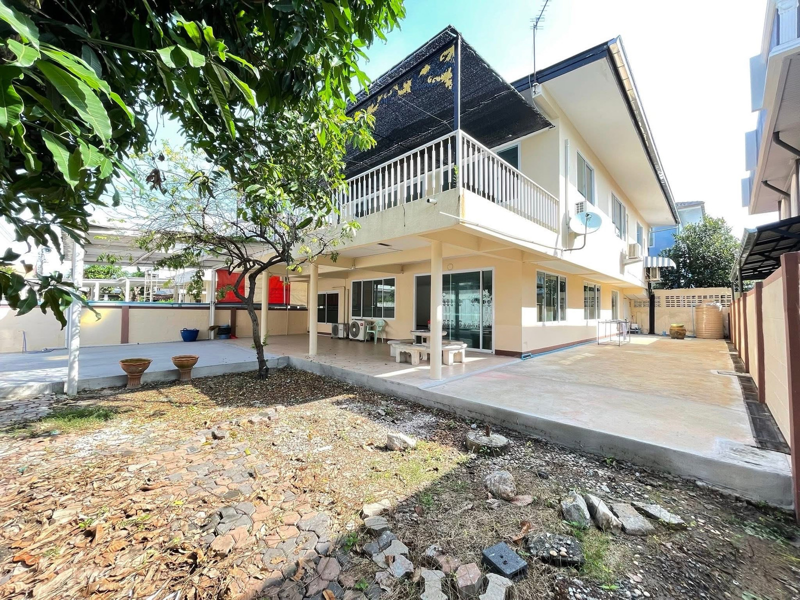Ⓜ️For rent, 2-story detached house, 5 bedrooms, Chok Chai 4, Soi 56, wide house, ready to move in.