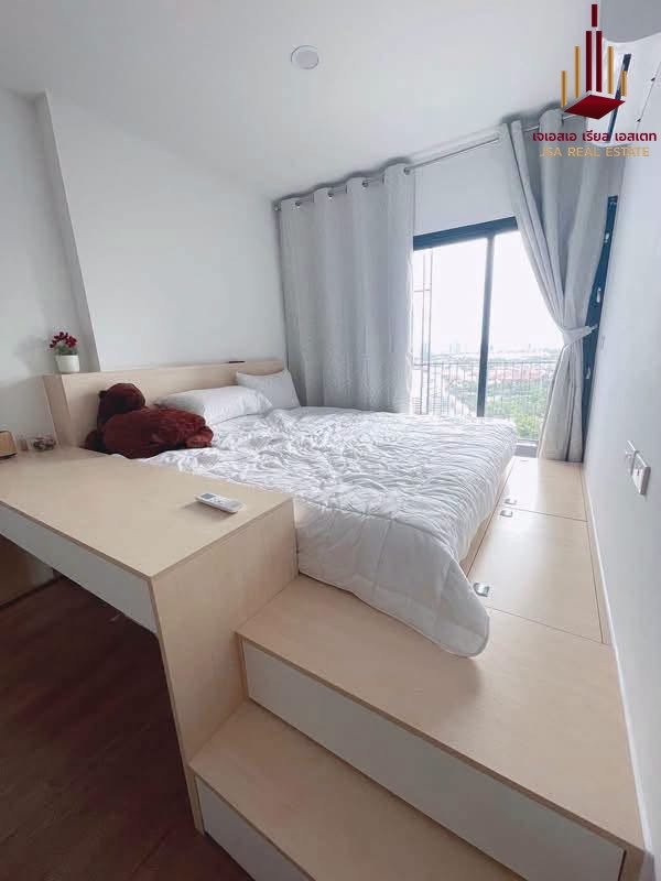 ✨ For Rent: The LIVIN Phetkasem Condo ✨ 💰 Only 15,000 THB/month 