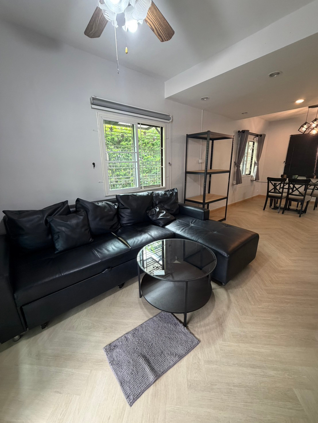 M1834 Townhouse for Rent Pruksa Ville 57 (Phatthanakan 32) M1834 Townhouse for Rent Pruksa Ville 57 (Phatthanakan 32)