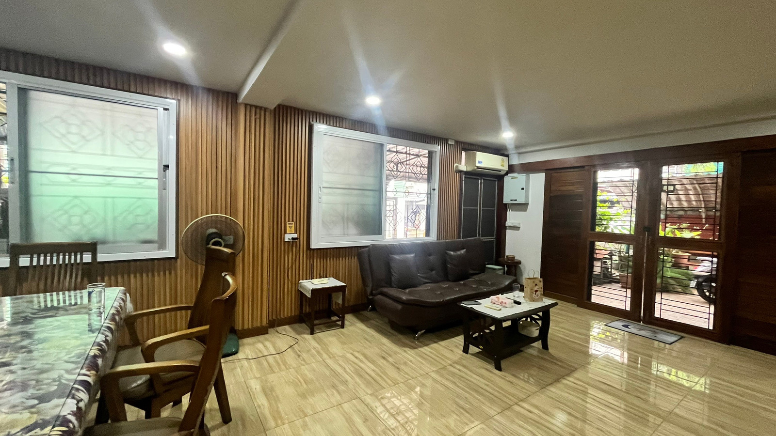 บ้าน 3 ห้องนอน พร้อมระเบียงจัดเลี้ยง ให้เช่า | ช้างเผือก ใกล้แยกข่วงสิงห์ เชียงใหม่ (EN below) – รูปที่ 2