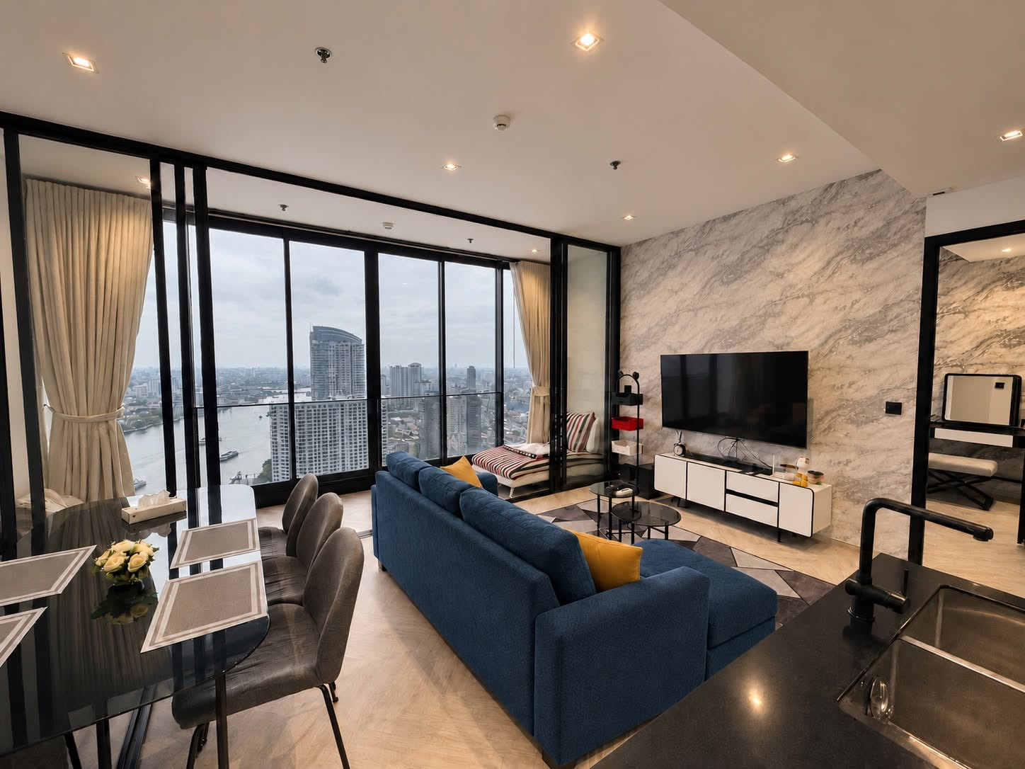 Condo For Rent Chapter Charoennakhon