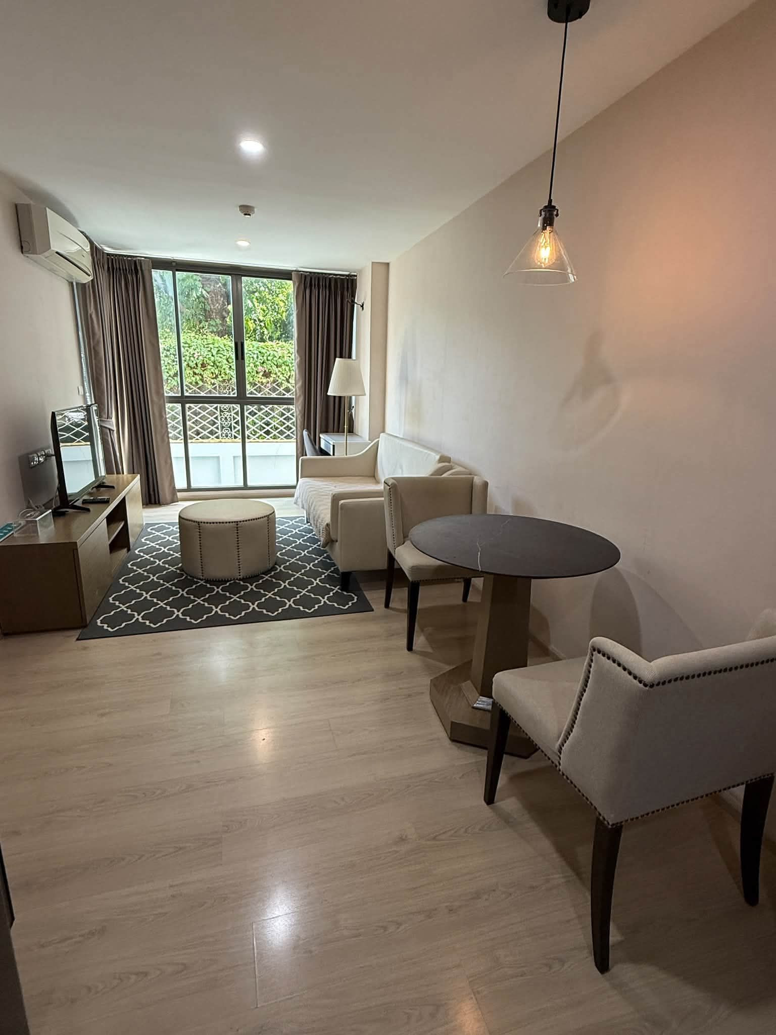 Condo for rent, D Memoria, DMemorai, Phahonyothin Soi 8, near BTS Ari Station. Condo for rent, D Memoria, DMemorai, Phahonyothin Soi 8, near BTS Ari Station.