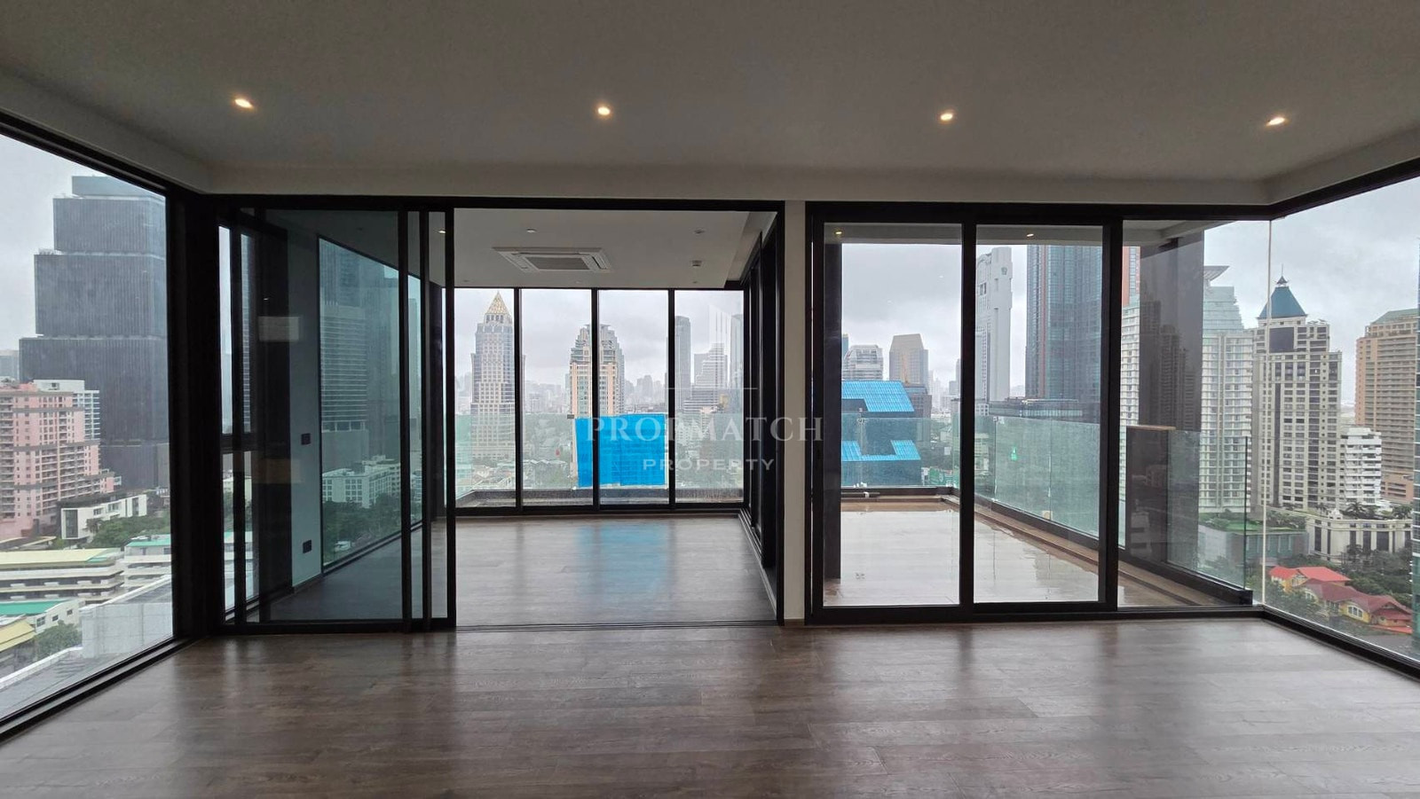 ✨Flash Deal ✨Romm Convent (3Bed 3Bath 192.66SQM.) ready to move in! Only 67,500,000 baht Tel.0981315848 @propmatch