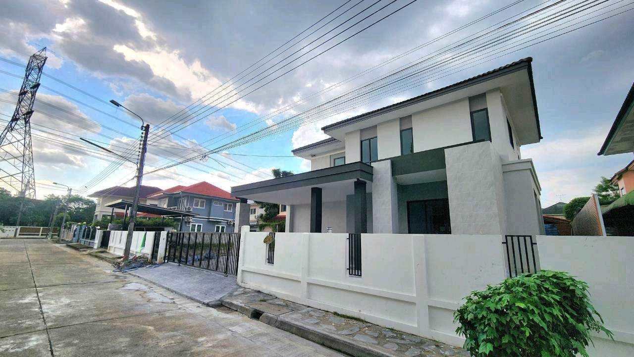 🔥🔥ลด 1,000,000 บาท ‼️‼️  💫ขายบ้านเดี่ยว กฤษดานคร 18 พุทธมณฑลสาย 3💫 🏡บ้านเดี่ยวแปลงใหญ่ ที่ดิน 144 ตารางวา ทำเลทวีวัฒนา เชื่อมต่อถนนบรมราชชนนีและกาญจนาภิเษก  ✨แปลงที่ดินขนาดใหญ่ 144 ตารางวา ✨ทำเลพุทธมณฑลสาย 3 เดินทางสะดวก ✨เชื่อมต่อถนนบรมราชชนนี กาญจน – รูปที่ 2