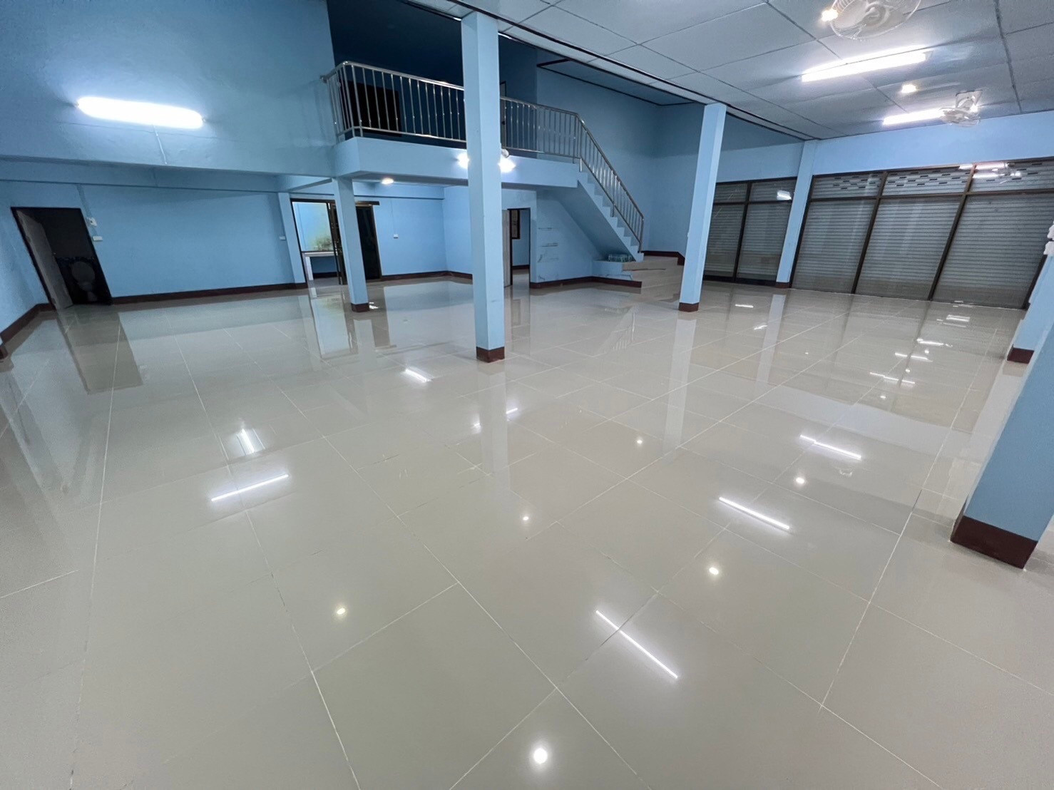 Single-storey detached house for sale with storefront and warehouse, area 211 sq m, community location, Huai Sak Subdistrict, Mueang Chiang Rai District. Newly renovated, ready for business – รูปที่ 4